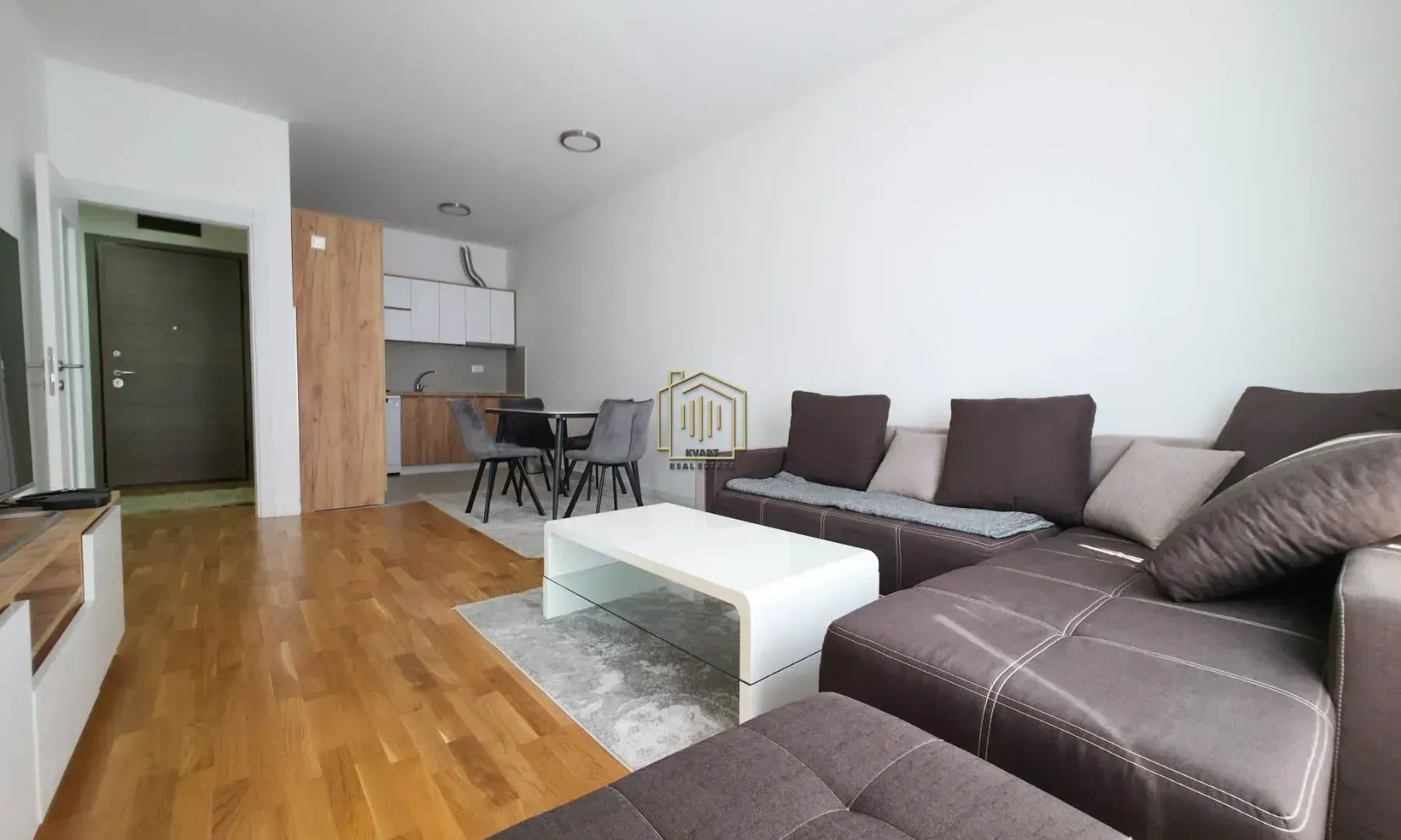 Izdavanje, jednosoban stan, 45m², Zabjelo, Podgorica