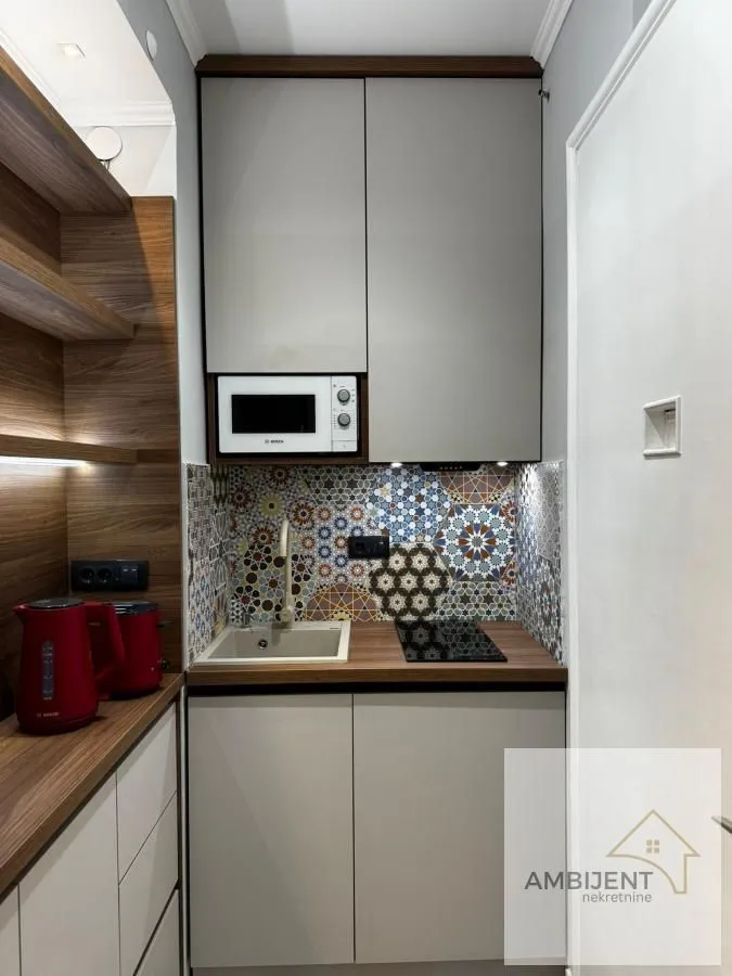 Rent, one bedroom apartment, 24m², Stari Grad, Beograd