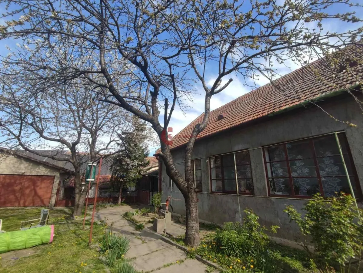 Prodaja, kuća, 207m², Prozivka, Subotica