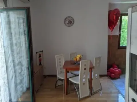 Sale, one bedroom apartment, 89m², Risan, Kotor - image 5