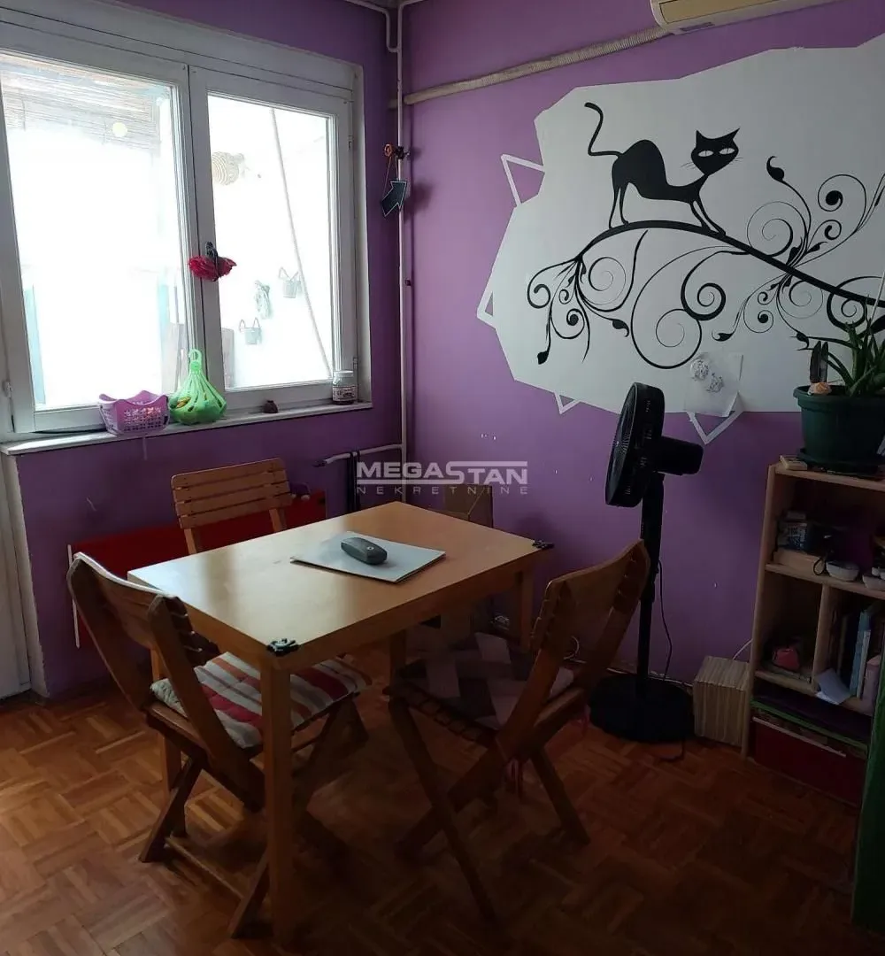 Sale, three bedroom apartment, 88m², Novi Beograd Blok 72, Novi Beograd Sve Podlokacije