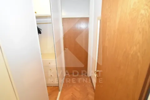 Izdavanje, dvosoban stan, 84m², Preko Morače, Podgorica - image 13
