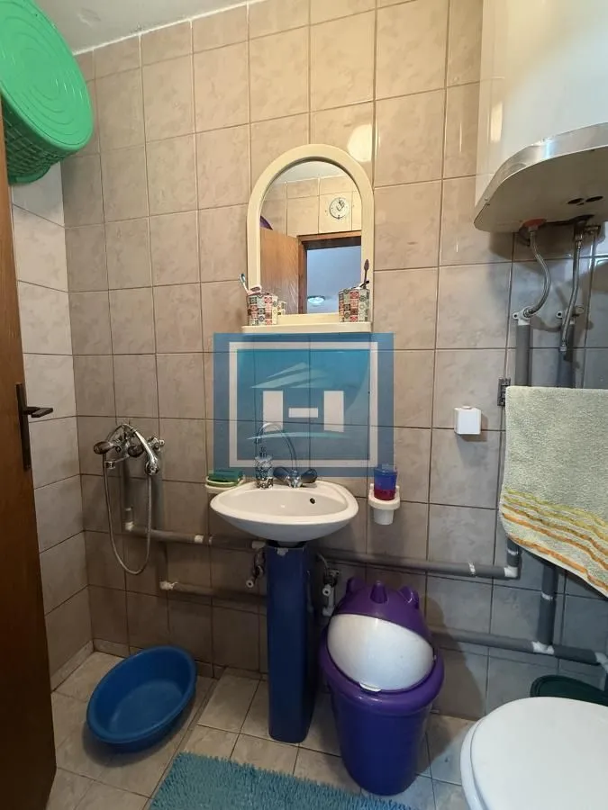 Prodaja, kuća, 160m², Trnava, Jagodina
