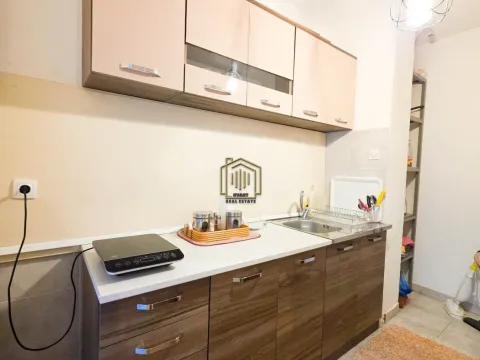 Prodaja, jednosoban stan, 44m², Stari Aerodrom, Podgorica - image 3