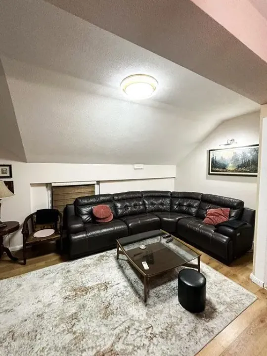 Rent, three bedroom apartment, 100m², Stari Aerodrom, Podgorica