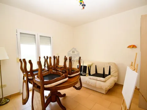 Prodaja, kuća, 250m², Podgorica, Crna Gora - image 20