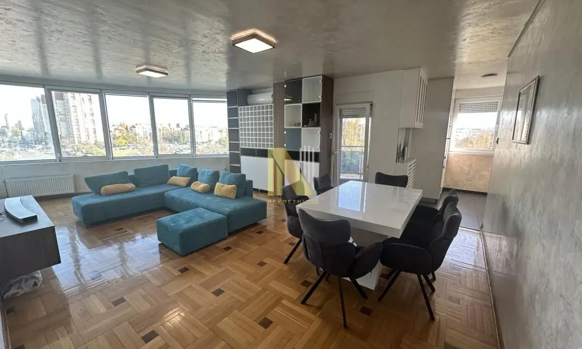 Izdavanje, četvorosoban stan, 115m², Bulevar patrijarha Pavla, Novi Sad Sve Podlokacije