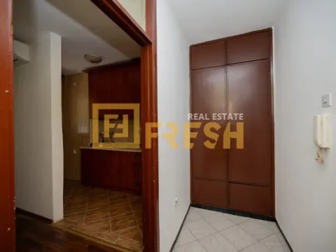 Izdavanje, poslovni prostor, 27m², Preko Morače, Podgorica - image 8