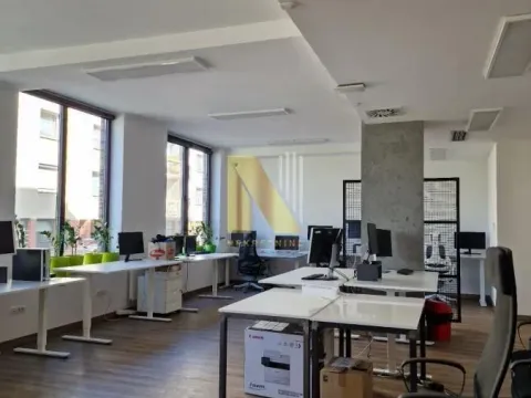 Rent, office space, 527m², Podbara, Novi Sad Sve Podlokacije - image 8