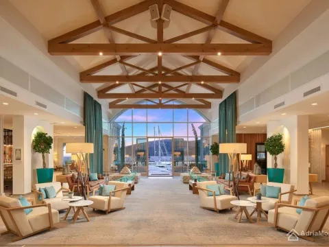 Prodaja, garsonjera, 45m², Luštica Bay, Tivat - image 3