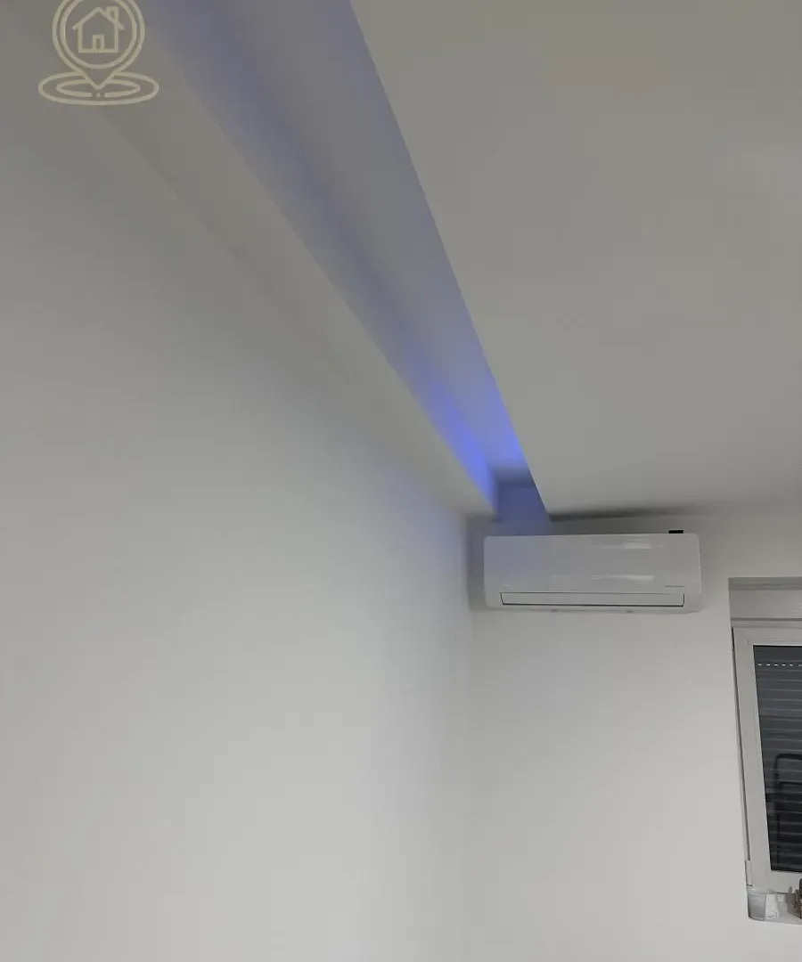 Rent, office space, 93m², Medijana, Niš