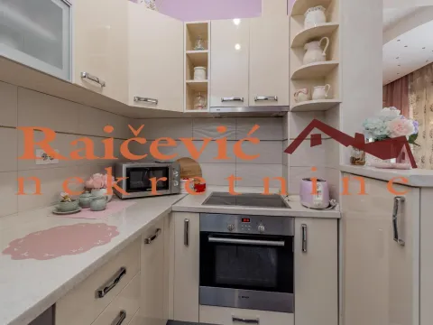 Sale, two bedroom apartment, 68m², Zemun Gornji Grad, Zemun Sve Podlokacije - image 10