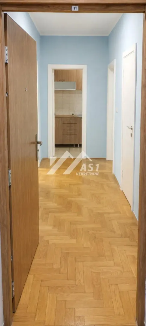Izdavanje, trosoban stan, 78m², Novi Sad Sve Podlokacije, Novi Sad