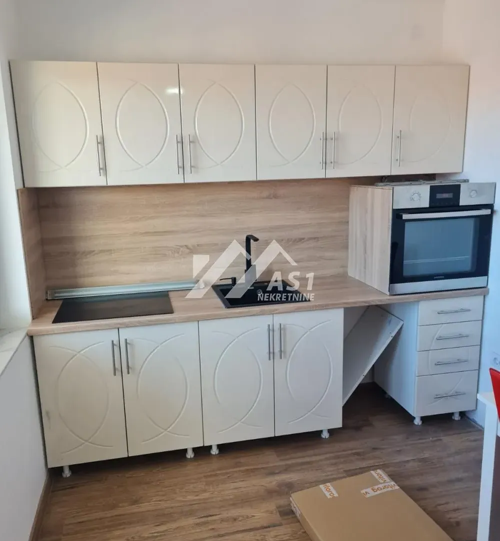 Prodaja, četvorosoban stan, 87m², Nova Detelinara, Novi Sad Sve Podlokacije