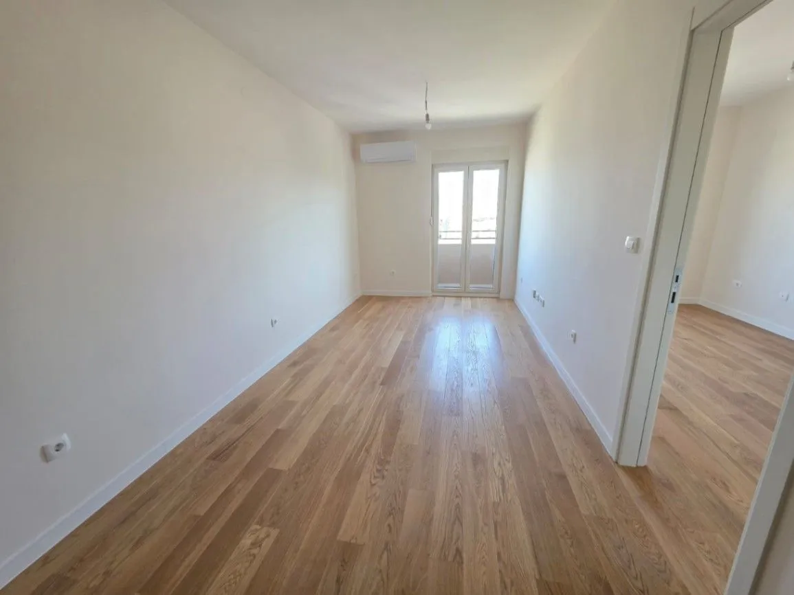 Prodaja, jednosoban stan, 40m², Central Point, Podgorica