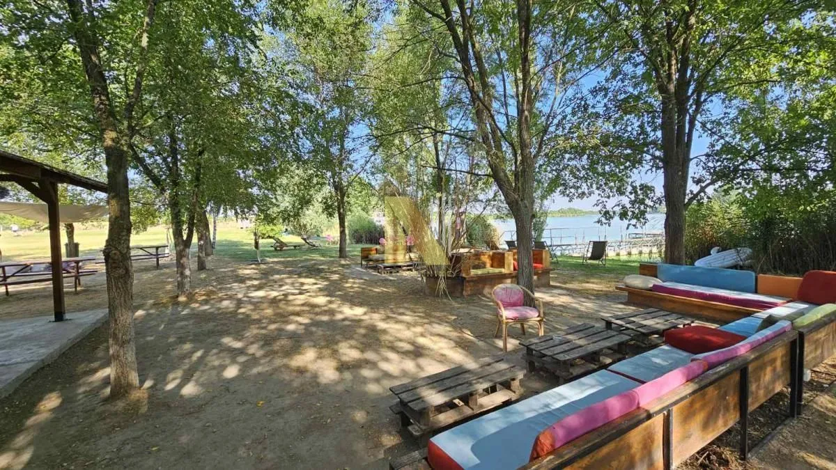 Prodaja, kuća, 230m², Srbobran, Novi Sad