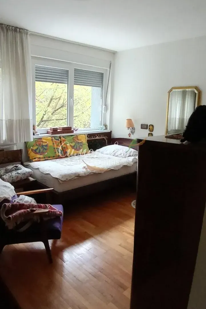 Prodaja, dvosoban stan, 61m², Zemun Centar, Zemun Sve Podlokacije