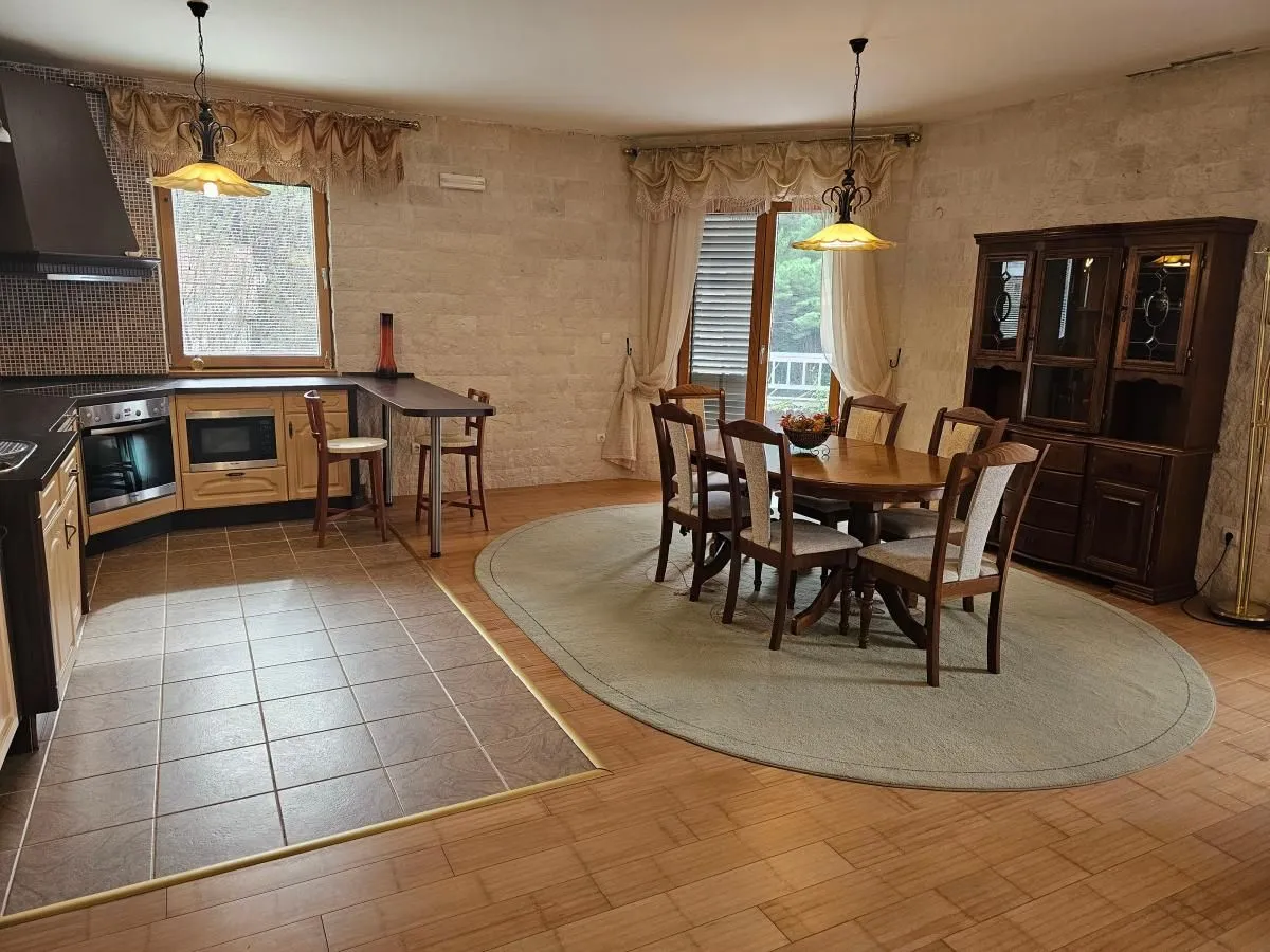 Prodaja, trosoban stan, 146m², Sveti Stefan, Budva