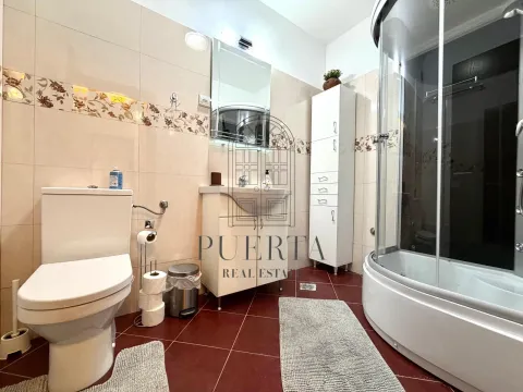 Rent, two bedroom apartment, 78m², Centar, Podgorica - image 15