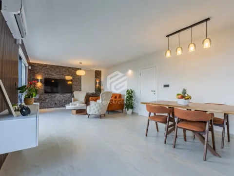 Izdavanje, kuća, 300m², Markovići, Budva - image 18