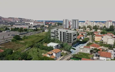 Sale, one bedroom apartment, 47m², Centar, Bar - image 2