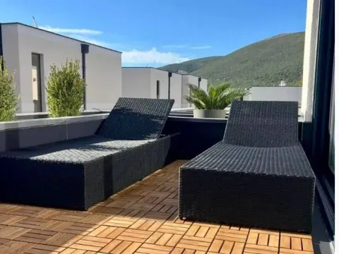 Prodaja, kuća, 167m², Centar, Budva - image 9