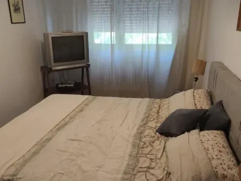 Izdavanje, trosoban stan, 80m², Novo naselje, Novi Sad - image 10