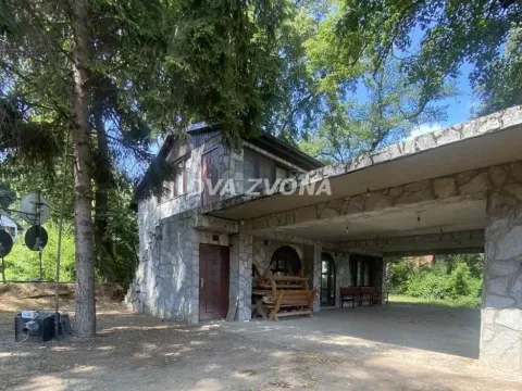 Sale, house, 270m², Čortanovci, Inđija