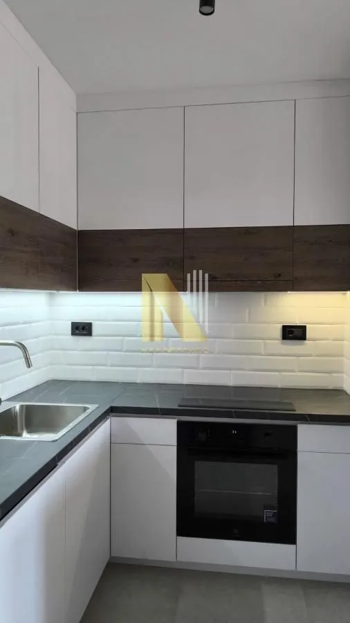 Izdavanje, jednosoban stan, 51m², Adamovićevo Naselje, Novi Sad Sve Podlokacije