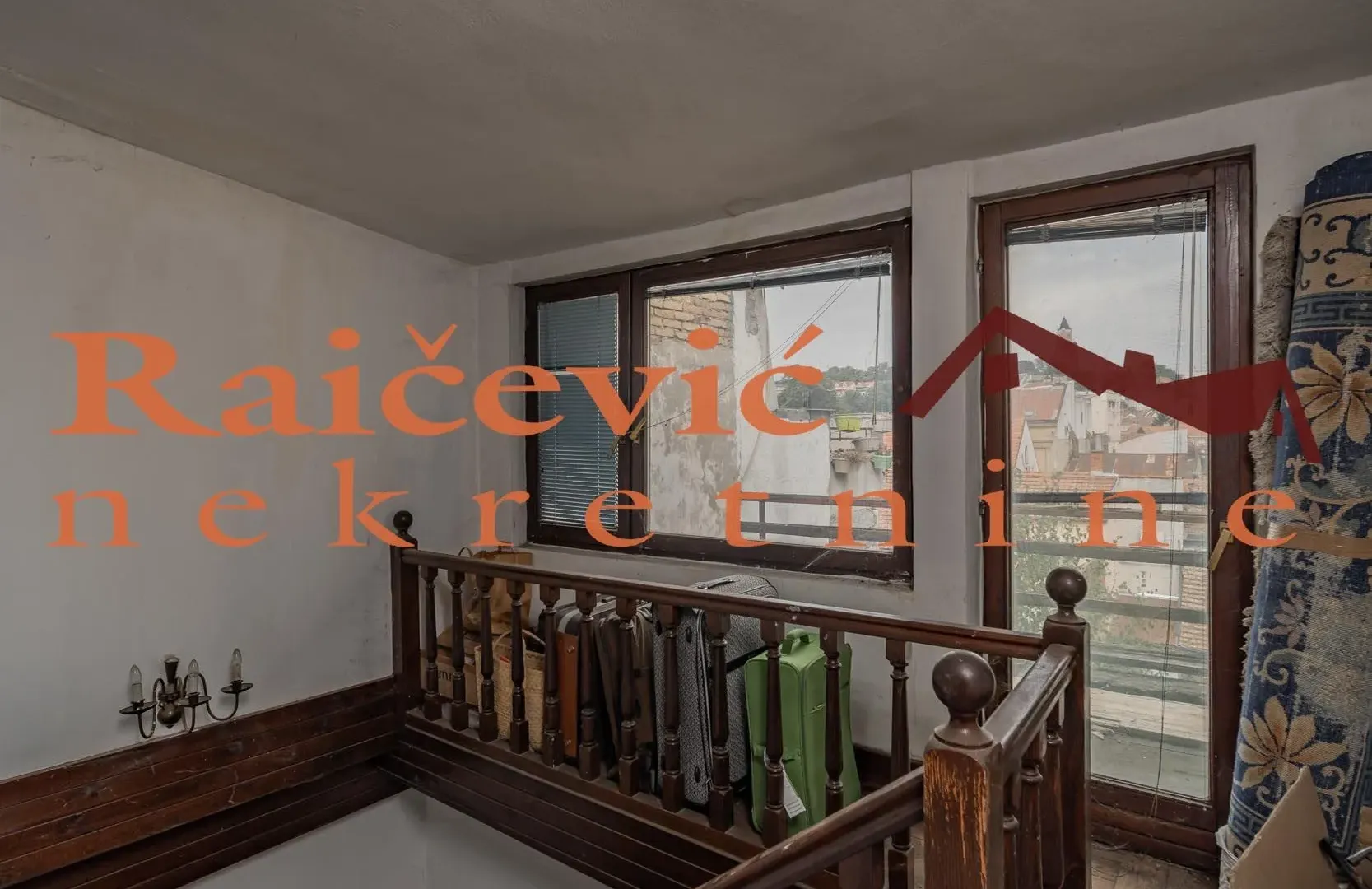 Prodaja, stan, 214m², Zemun Centar, Zemun Sve Podlokacije