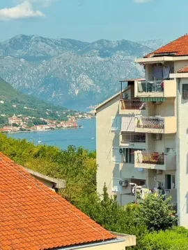 Rent, two bedroom apartment, 79m², Sveta Vrača, Kotor - image 9
