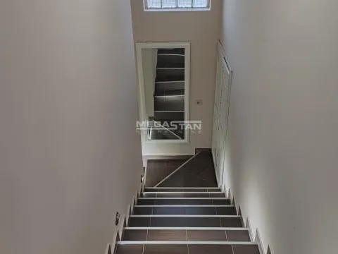 Sale, house, 345m², Kotež 2, Pančevo - image 6