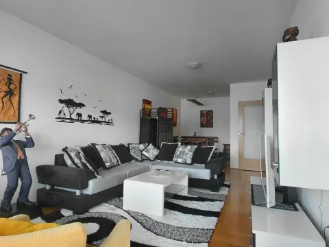 Rent, three bedroom apartment, 95m², Preko Morače, Podgorica - image 4