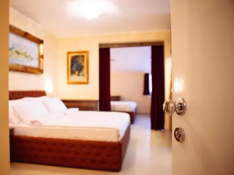 Rent, office space, 250m², Sajmište, Novi Sad - image 15