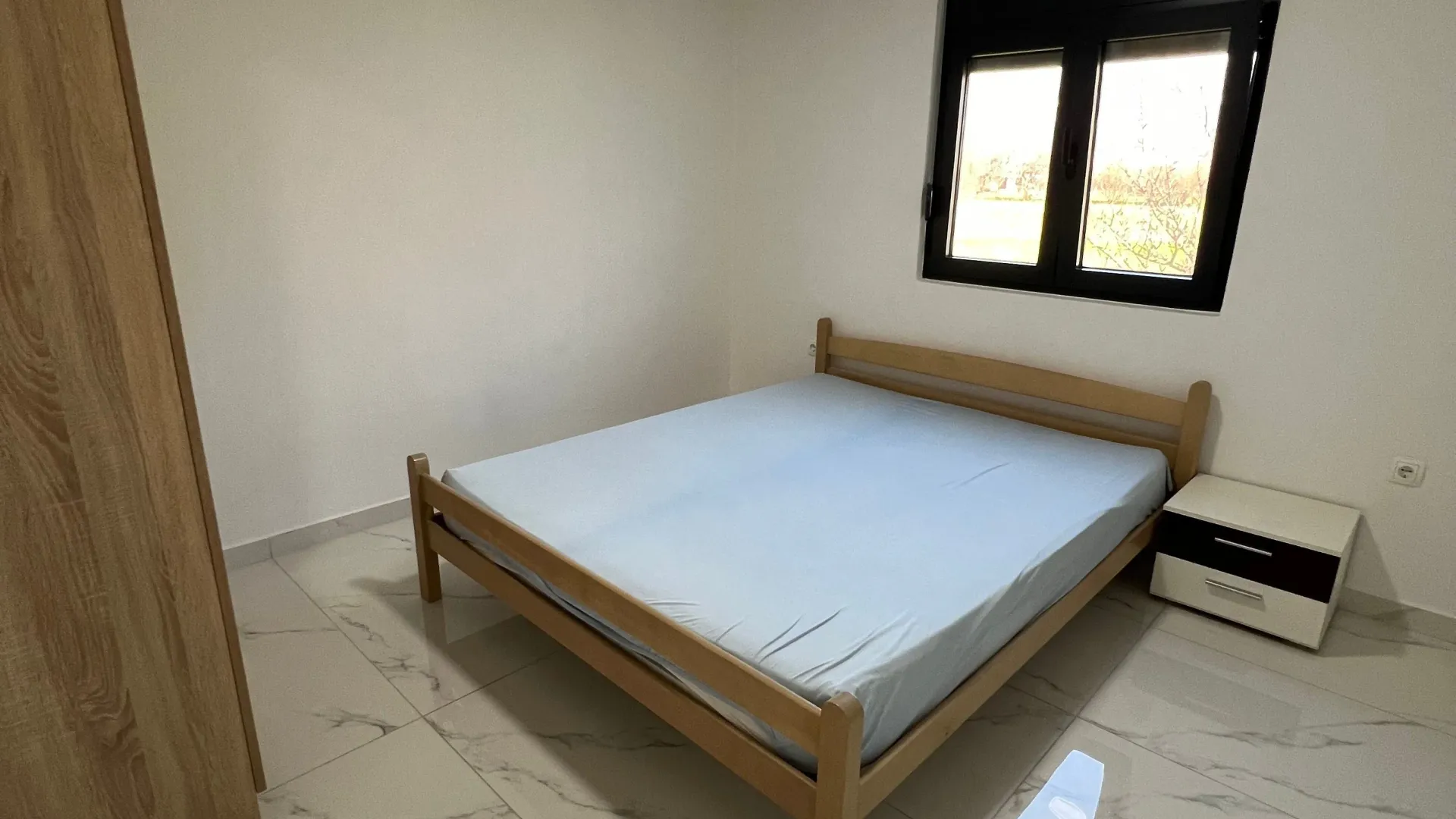 Rent, two bedroom apartment, 85m², Tomba, Bar