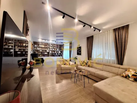 Izdavanje, kuća, 104m², Novi Banovci, Stara Pazova - image 1