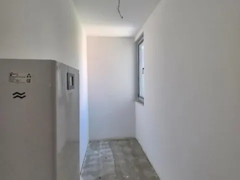 Sale, three bedroom apartment, 78m², Južni Bulevar, Vračar Sve Podlokacije - image 12