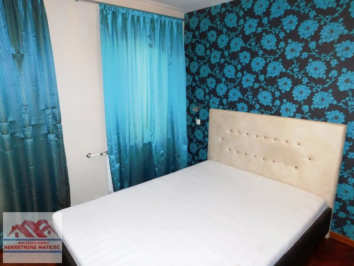Prodaja, kuća, 300m², Kragujevac, Srbija