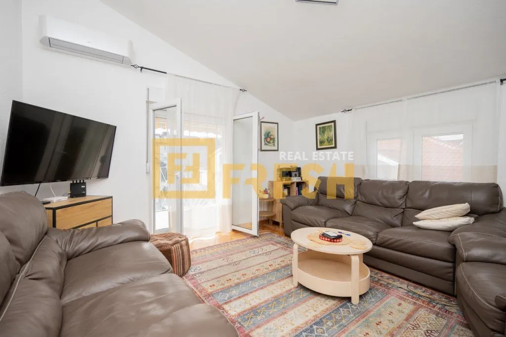 Sale, house, 180m², Dalmatinska ulica, Podgorica