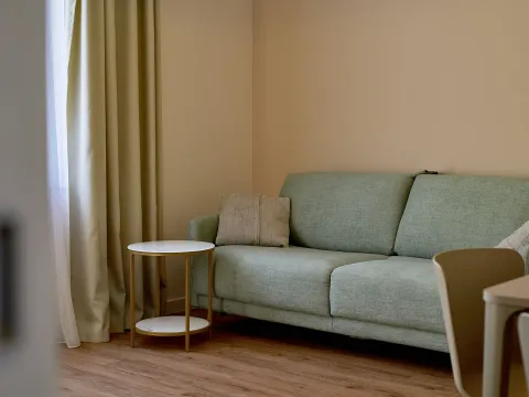 Rent, two bedroom apartment, 58m², Bečići, Budva - image 4