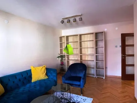 Izdavanje, trosoban stan, 85m², Crveni Krst, Niš - image 16