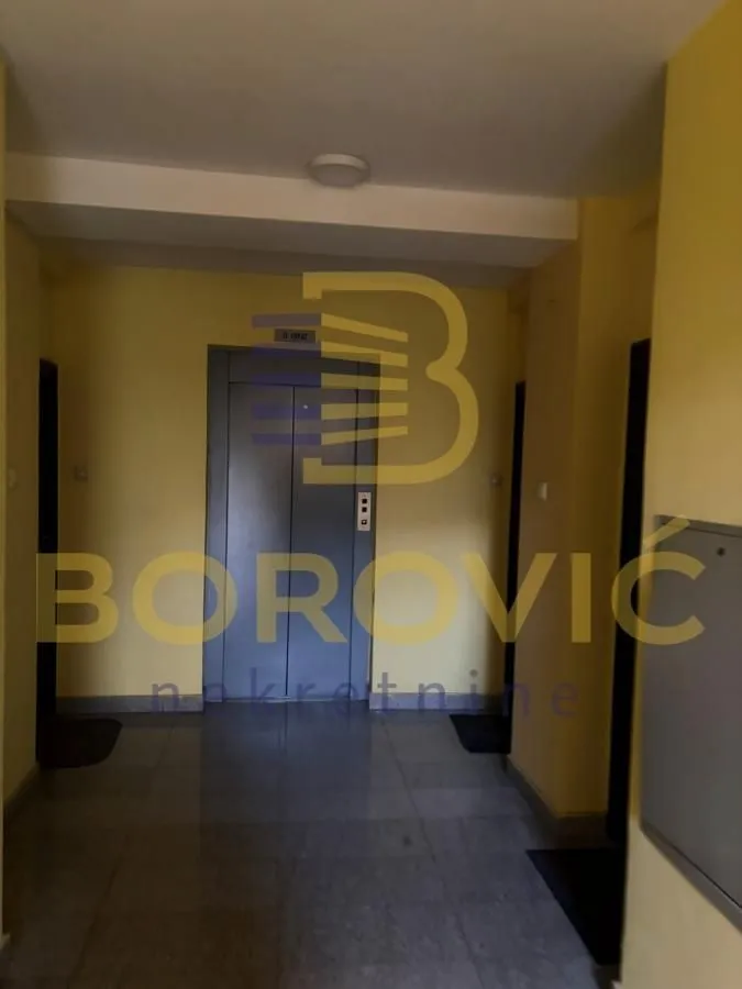 Izdavanje, jednosoban stan, 32m², Voždovac Sve Podlokacije, Beograd