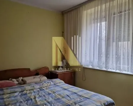 Prodaja, kuća, 350m², Sremska Kamenica, Petrovaradin - image 11