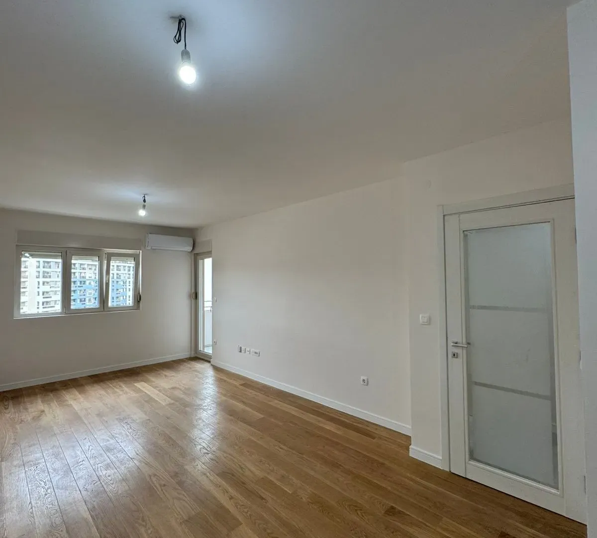 Rent, one bedroom apartment, 49m², Central Point, Podgorica