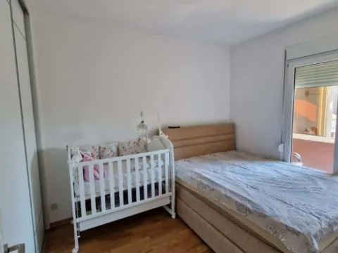 Izdavanje, jednosoban stan, 41m², Stari Aerodrom, Podgorica - image 12