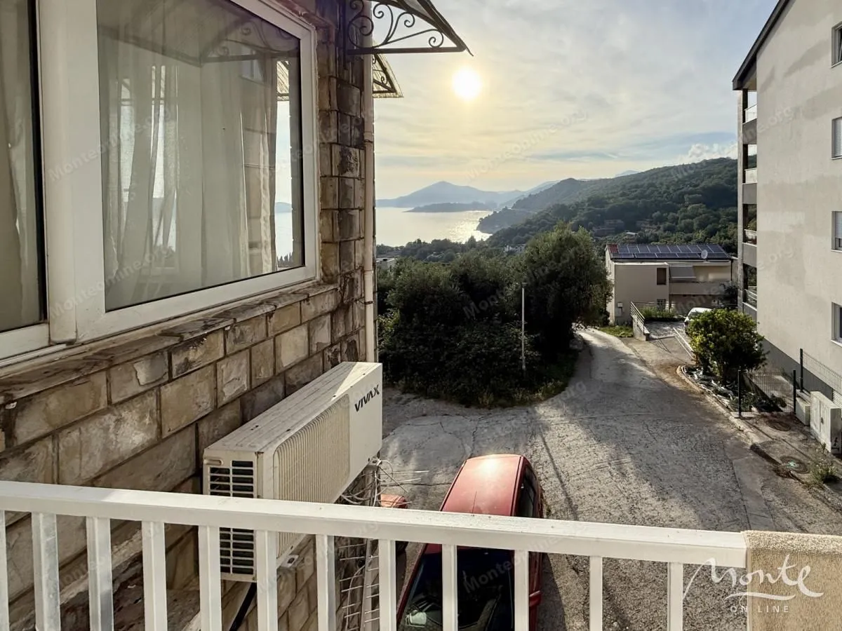 Sale, two bedroom apartment, 54m², Kamenovo, Budva