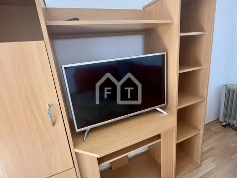 Izdavanje, trosoban stan, 100m², Altina, Beograd - image 3