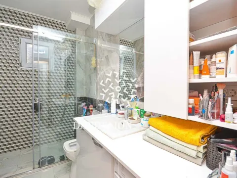 Sale, house, 226m², Blok 9, Podgorica - image 10