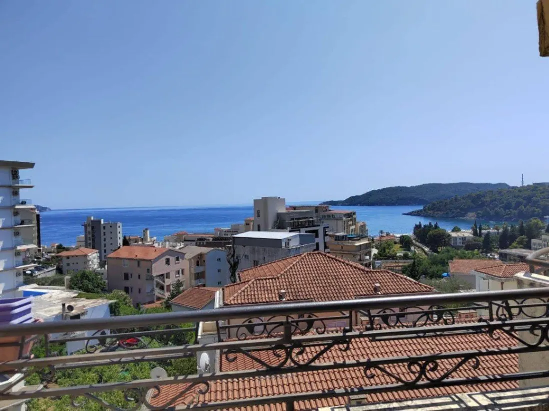 Prodaja, jednosoban stan, 40m², Bečići, Budva