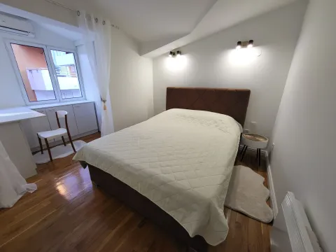 Rent, one bedroom apartment, 42m², Centar, Budva - image 8